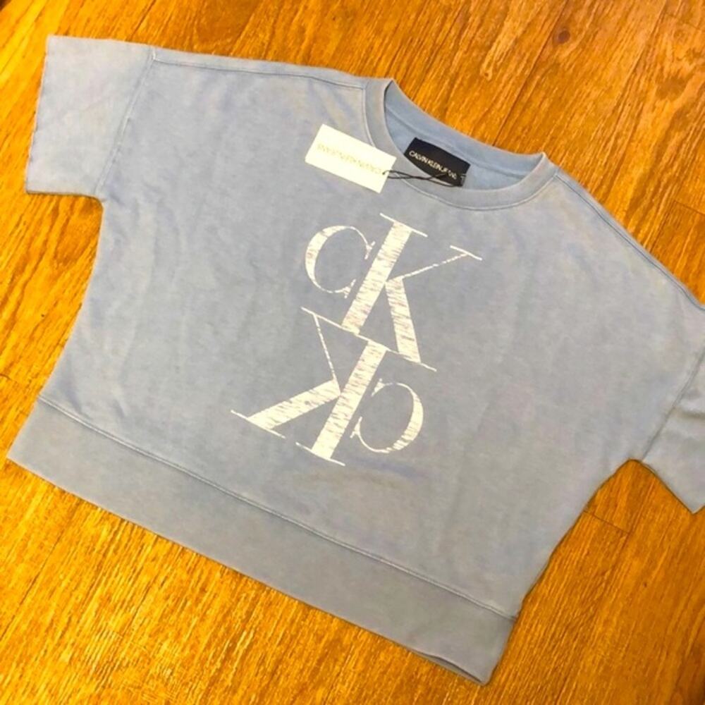 Calvin Klein Blue and White Oversized Short Sleeve Sweatshirt Size Medium